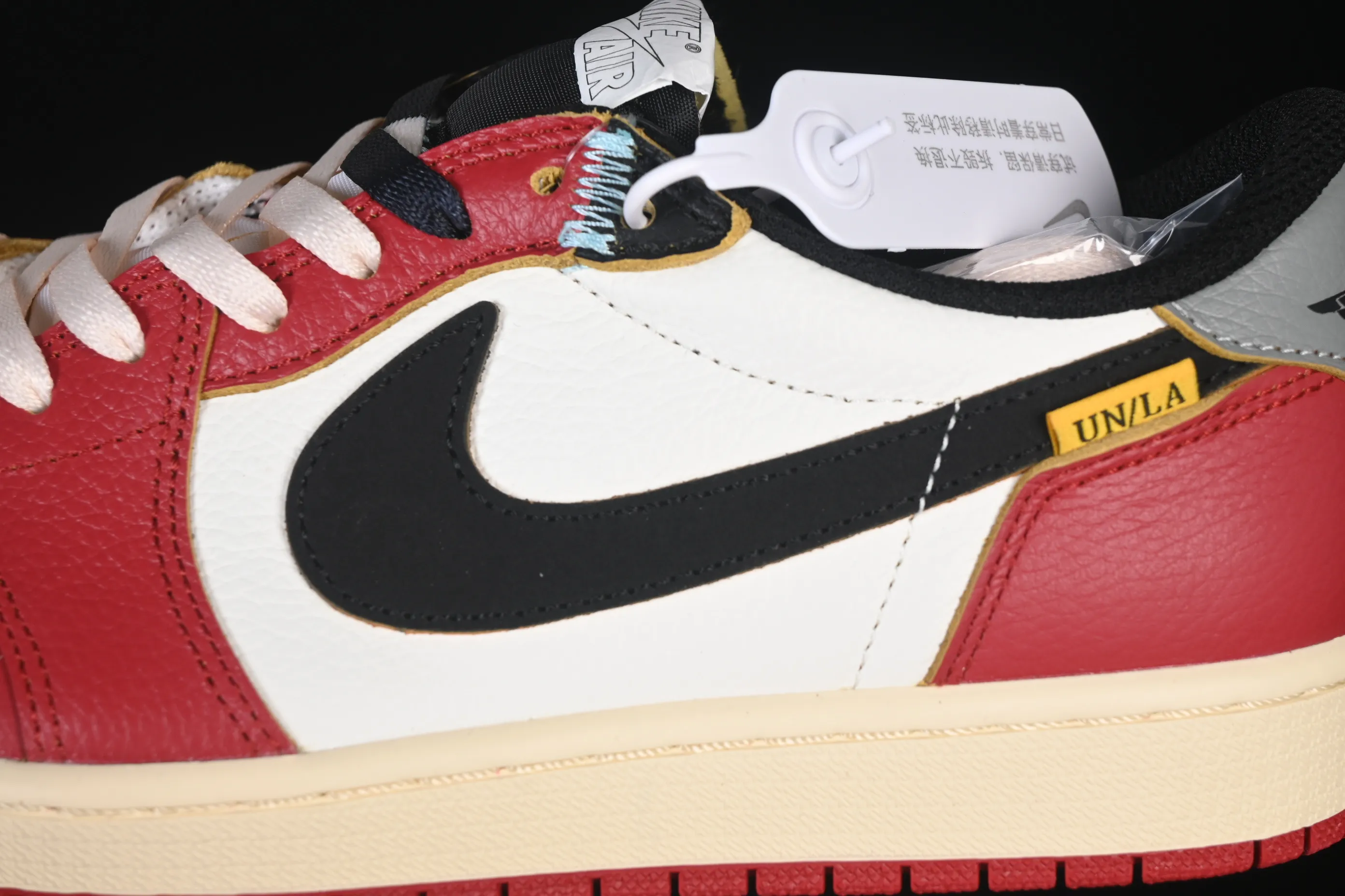All categories Air Jordan Jordan series basketball shoes Air Jordan 1 Low Air Jordan 1 Low AJ1 Joe 1 UN white and red low-top cultural and casual sneakers HQ6998-600